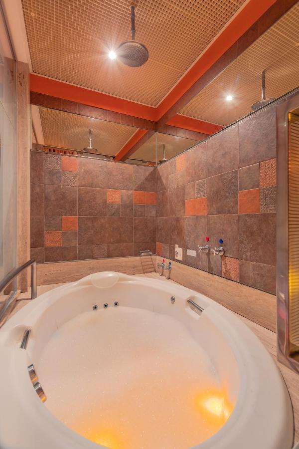Dragon Motel (Adults Only) Fortaleza Dış mekan fotoğraf